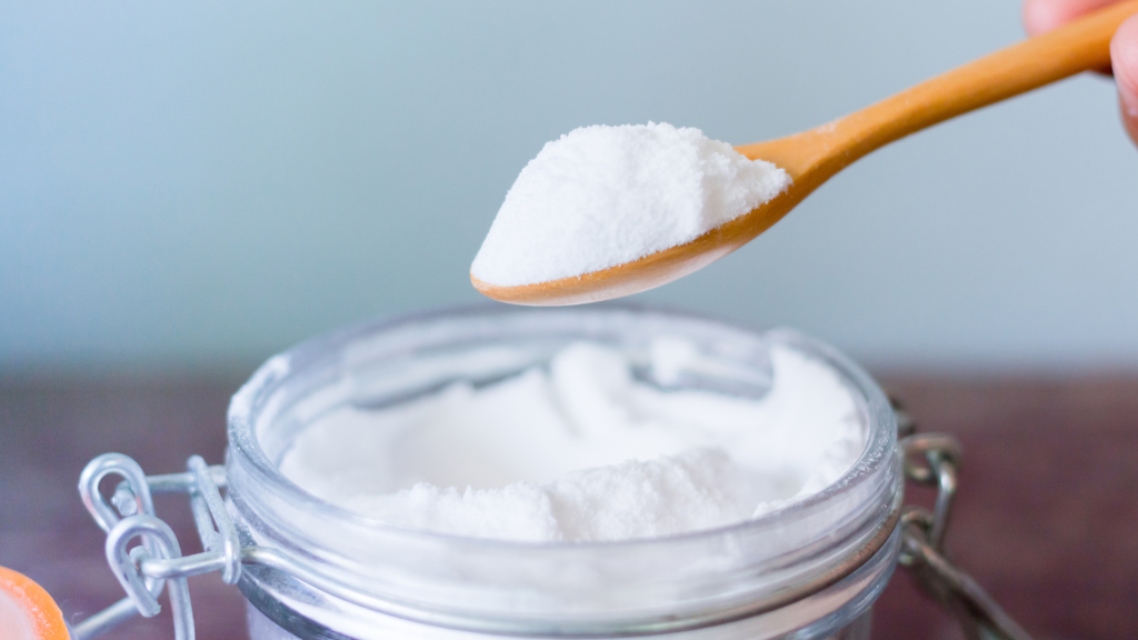 How to Get Foundation out of Clothes (Solution 3: Baking Soda)